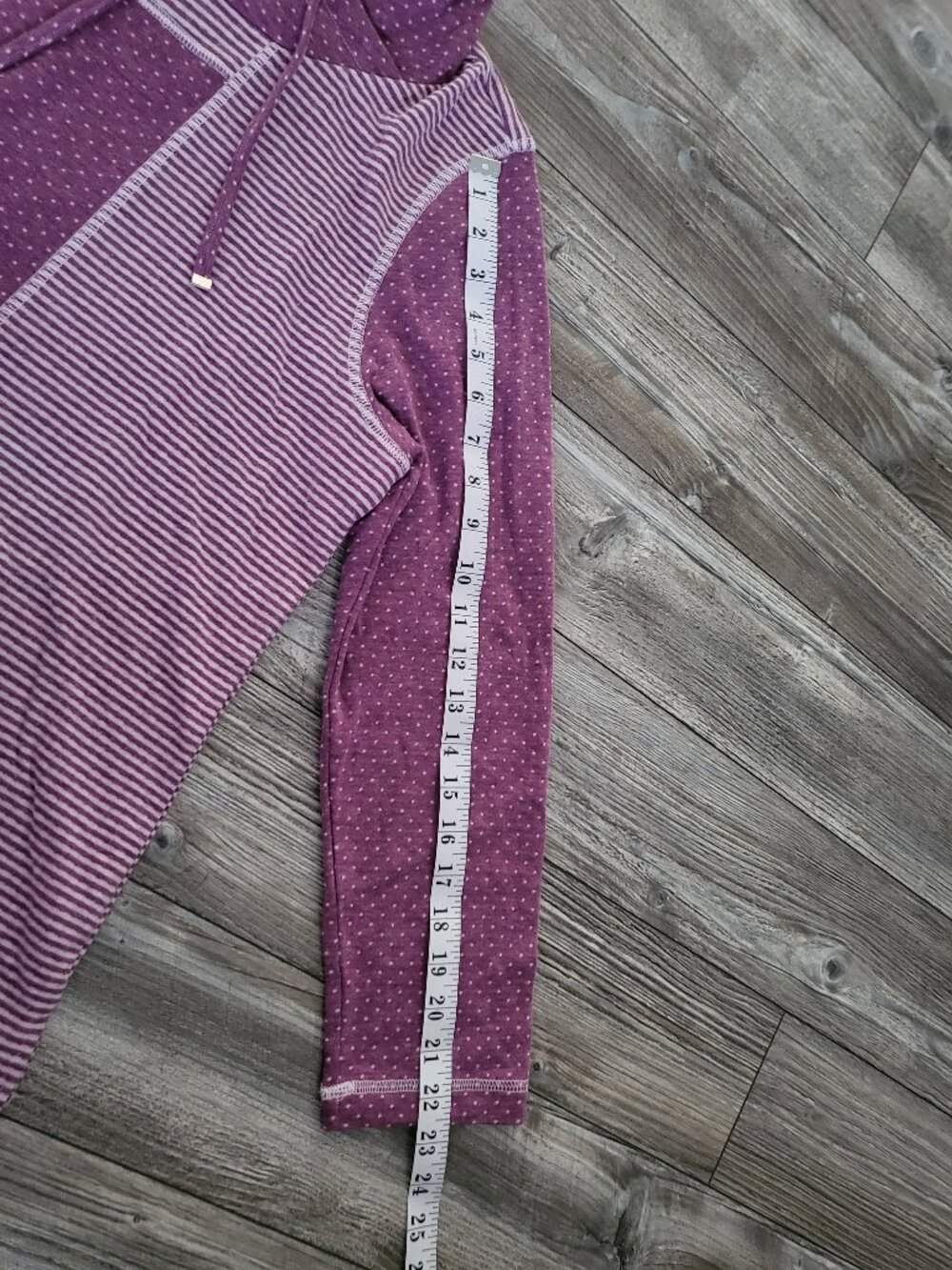 Plum Polka Dot Pullover M - Picture 6 of 12